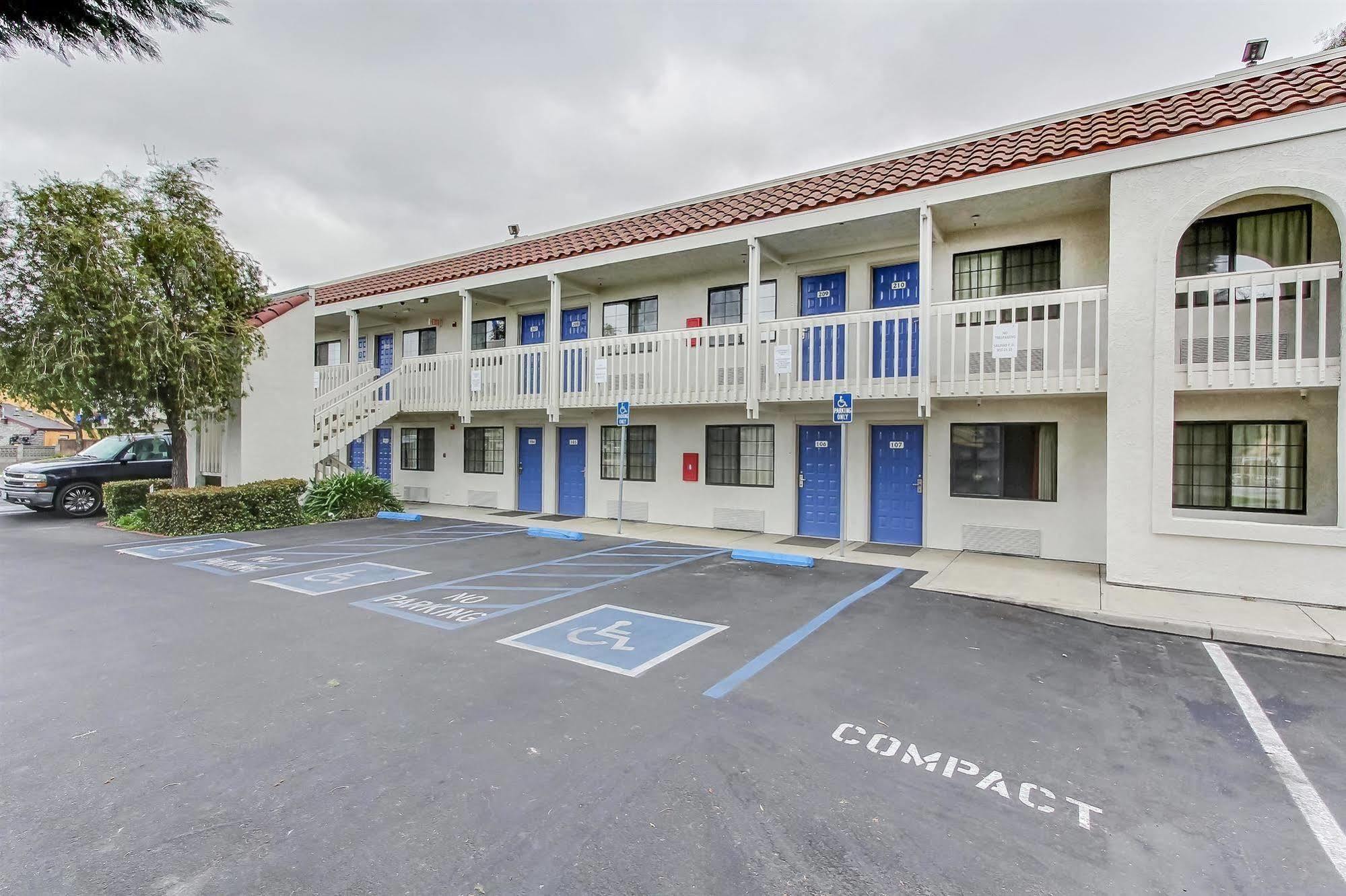 Motel 6-Salinas, Ca - North Monterey Area Exterior photo