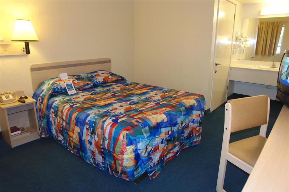 Motel 6-Salinas, Ca - North Monterey Area Room photo