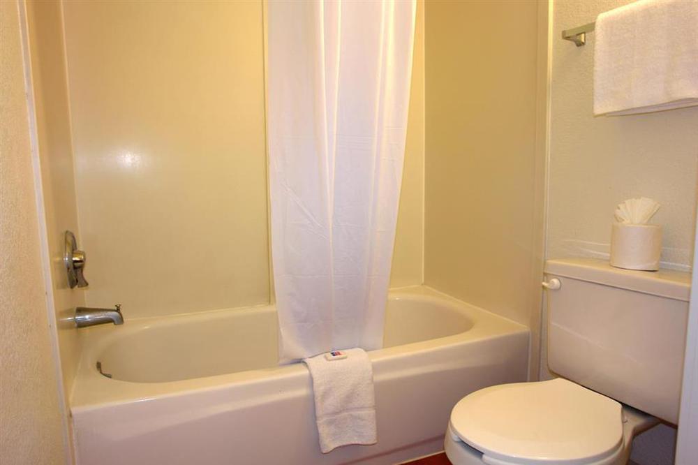 Motel 6-Salinas, Ca - North Monterey Area Room photo